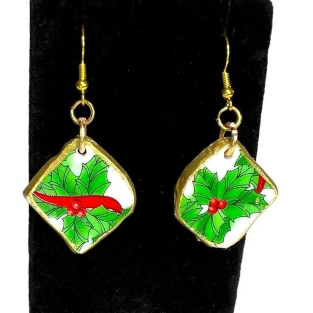 Holly Berries Broken China Earrings Handcrafted from Wicks N Sticks VNTG Plate